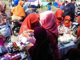 Pekan Madaris Pelajar NU Kaliori Jajakan Produk Kreatif
