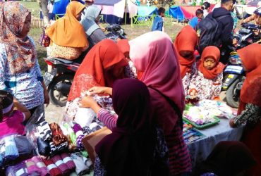 Pekan Madaris Pelajar NU Kaliori Jajakan Produk Kreatif