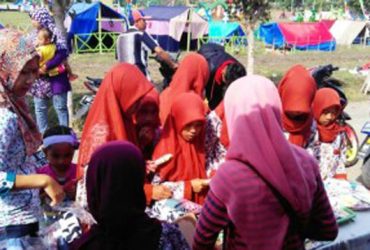 Latih Kepekaan Sosial, IPPNU Gelar Bazar