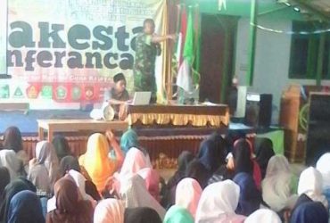 Konferensi Anak Cabang PAC IPNU-IPPNU ditutup dengan pemberian Wasbang oleh Danramil 03Sulang